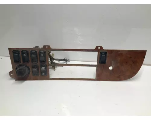Peterbilt 384 Dash Assembly
