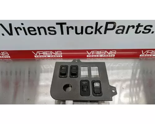 Dash Panel PETERBILT 384 Vriens Truck Parts