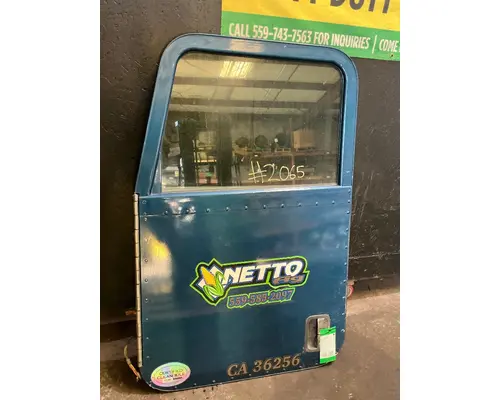Door Assembly, Front PETERBILT 384 Geco - Fresno