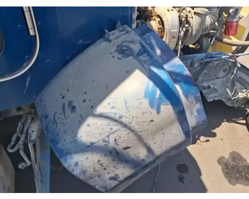 Peterbilt 384 Fender Extension