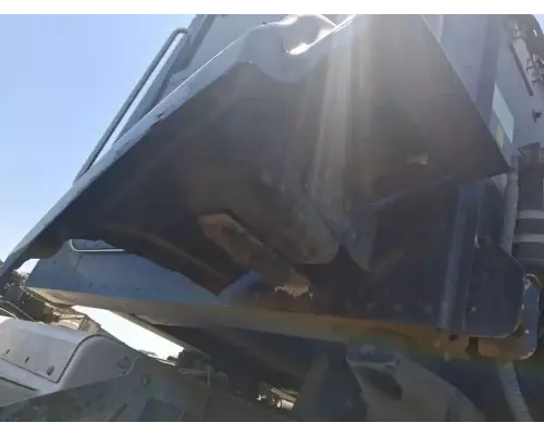 Peterbilt 384 Fender Extension