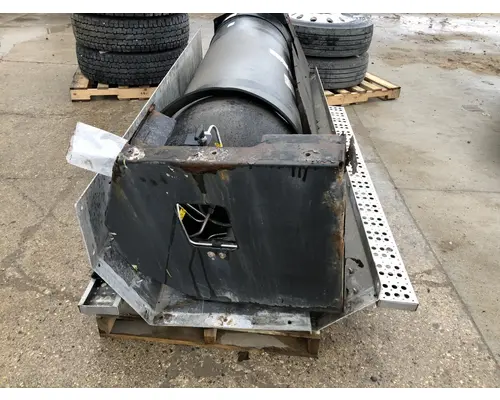 Peterbilt 384 Fuel Tank