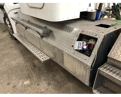 Peterbilt 384 Fuel Tank