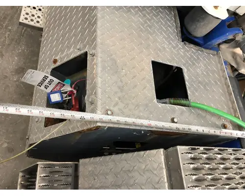 Peterbilt 384 Fuel Tank