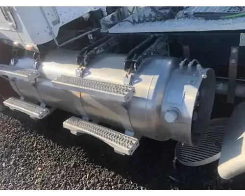 Peterbilt 384 Fuel Tank