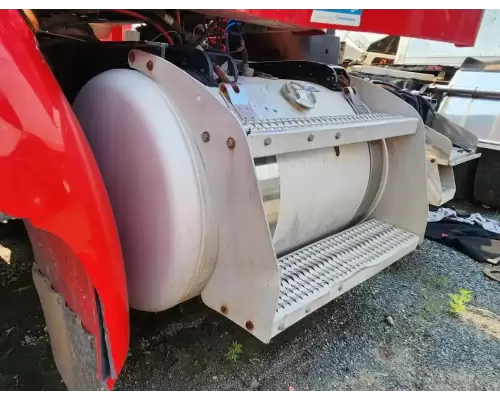 Peterbilt 384 Fuel Tank