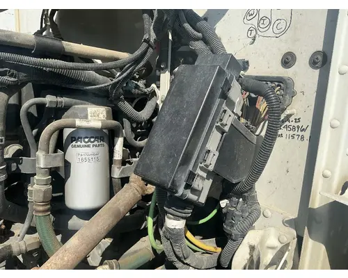 Fuse Box PETERBILT 384 Geco - Fresno