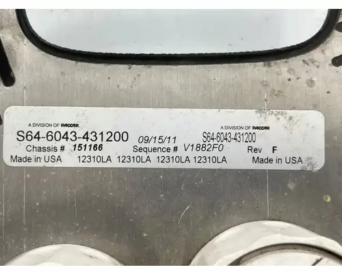Peterbilt 384 Instrument Cluster