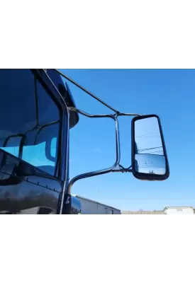 Peterbilt 384 Mirror (Side View)