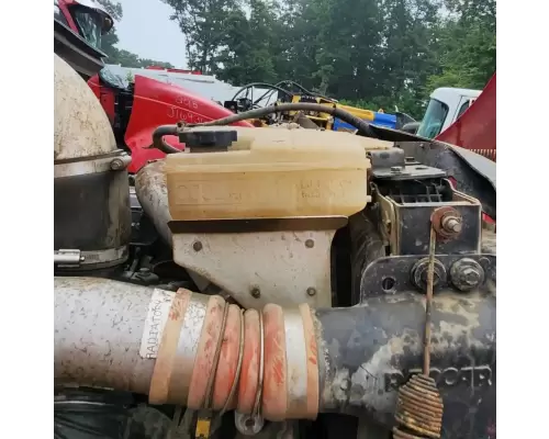 Peterbilt 384 Radiator Overflow Bottle