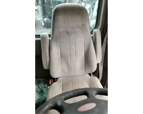 Peterbilt 384 Seat, Front