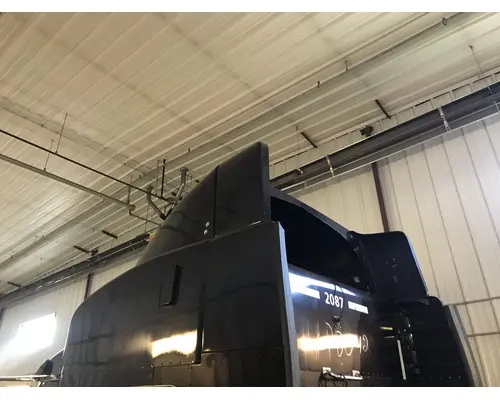 Peterbilt 384 Wind Deflector