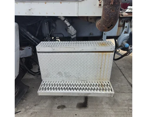 Battery Box PETERBILT 385 HIGH MOUNTAIN HORSEPOWER