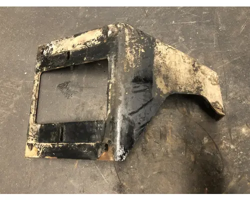 Peterbilt 385 Bumper Assembly, Front