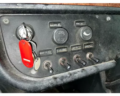 Peterbilt 385 Dash Panel