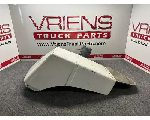 Fender Moulding PETERBILT 385 Vriens Truck Parts