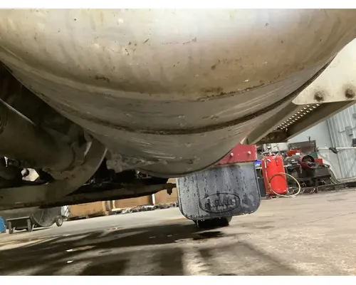 Peterbilt 385 Fuel Tank Strap