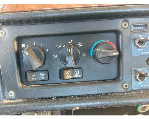 Peterbilt 385 Heater & AC Temperature Control