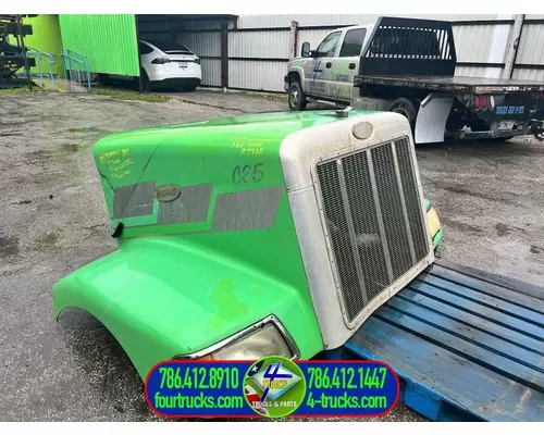 Peterbilt 385 Hood