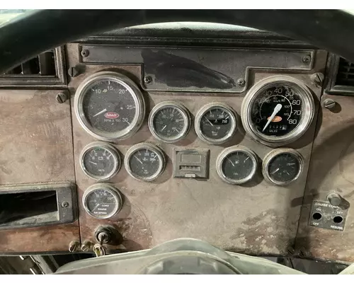 Peterbilt 385 Instrument Cluster