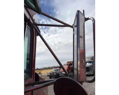 Peterbilt 385 Mirror (Side View)