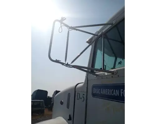 Peterbilt 385 Mirror (Side View)