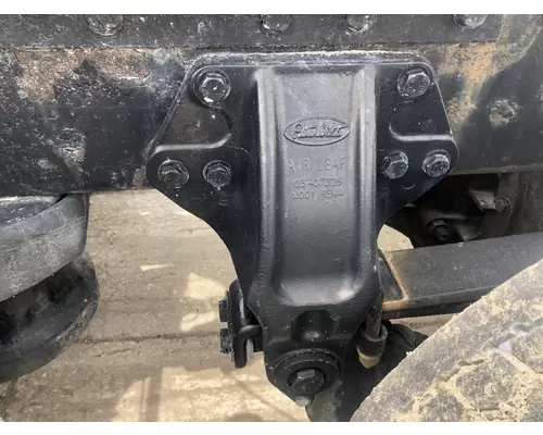Peterbilt 385 Parts Unit