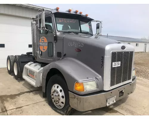 Peterbilt 385 Parts Unit