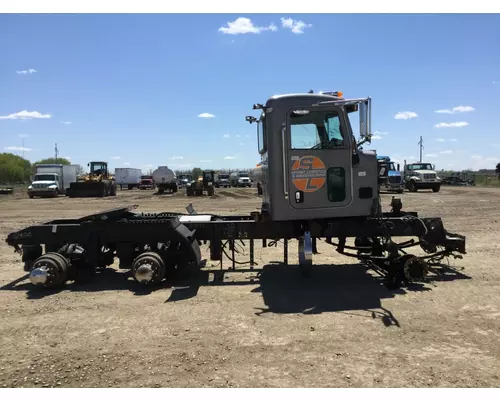Peterbilt 385 Parts Unit