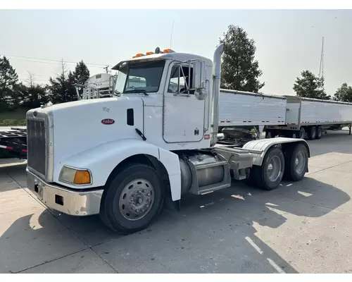 Peterbilt 385 Truck