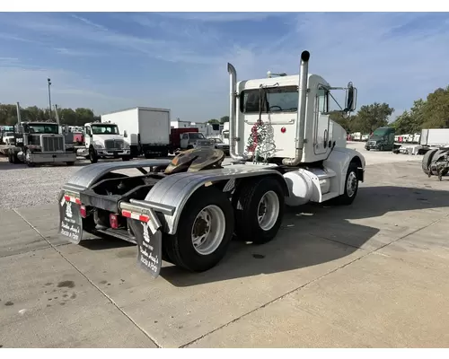 Peterbilt 385 Truck