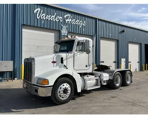 Peterbilt 385 Truck