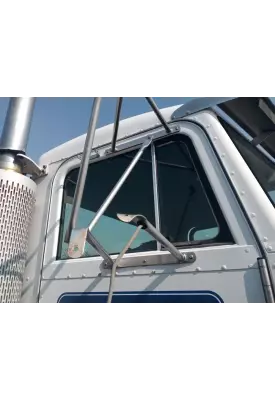 Peterbilt 385 Windshield Glass