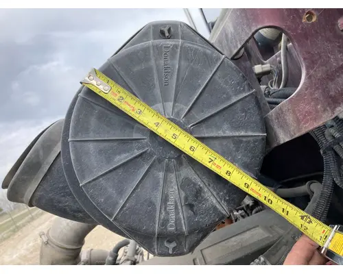Peterbilt 386 Air Cleaner