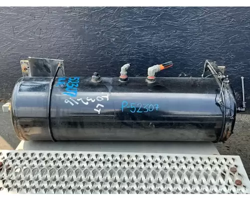Peterbilt 386 Air Tank