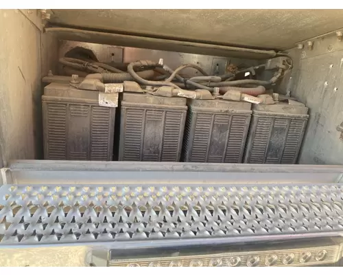 Peterbilt 386 Battery Box