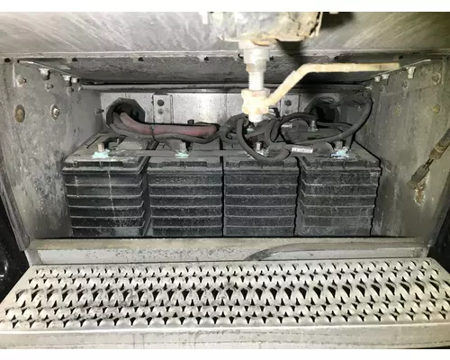 Peterbilt 386 Battery Box