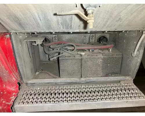 Peterbilt 386 Battery Box