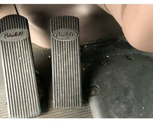 Body Parts, Misc. Peterbilt 386 Vander Haags Inc Kc