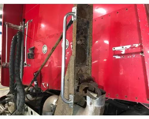 Peterbilt 386 Body, Misc. Parts