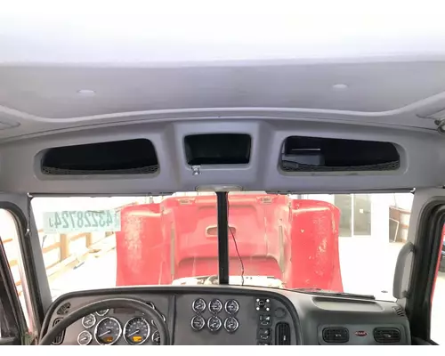 Peterbilt 386 Body, Misc. Parts