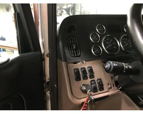 Peterbilt 386 Body, Misc. Parts