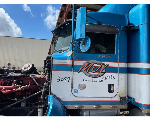 Cab PETERBILT 386 American Truck Parts,inc