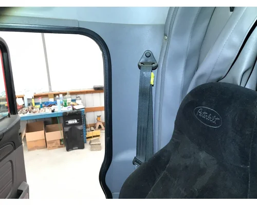 Interior Parts, Misc. Peterbilt 386 Vander Haags Inc CB