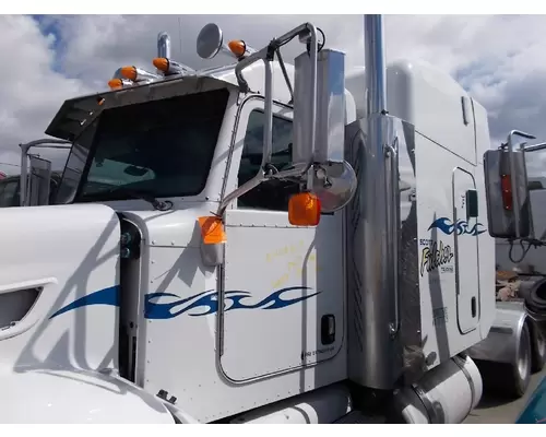Cab PETERBILT 386 LKQ KC Truck Parts - Inland Empire