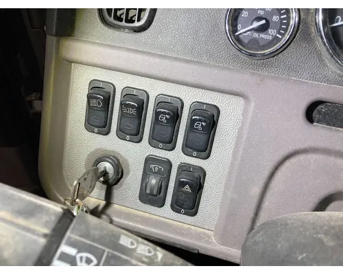 Peterbilt 386 Dash Assembly