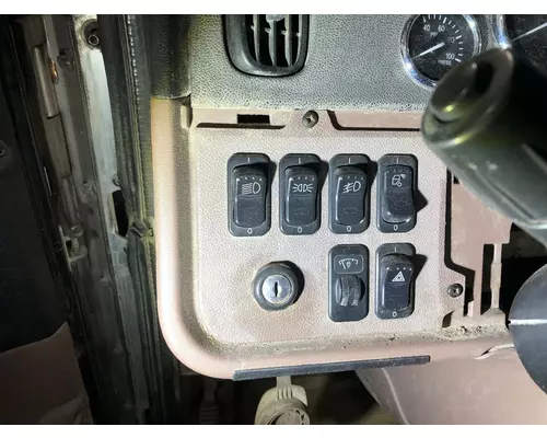 Peterbilt 386 Dash Assembly