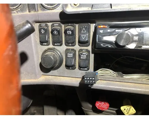 Peterbilt 386 Dash Assembly