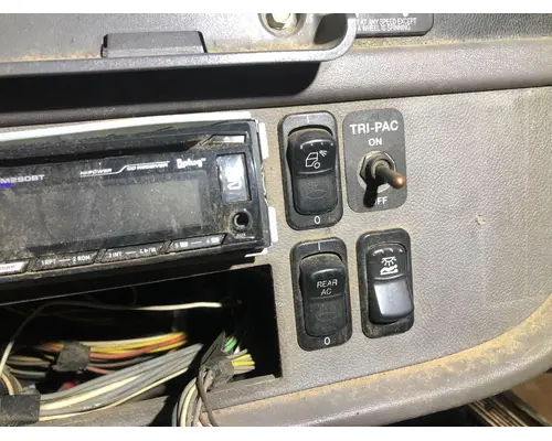 Peterbilt 386 Dash Assembly