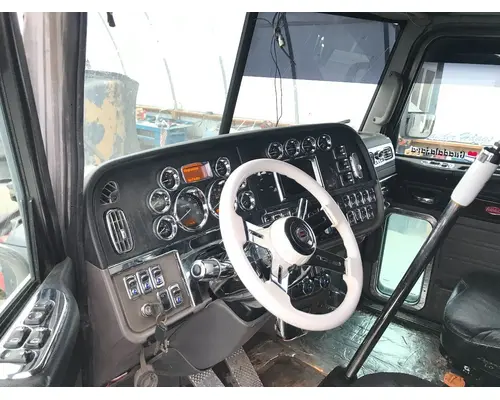 Peterbilt 386 Dash Assembly